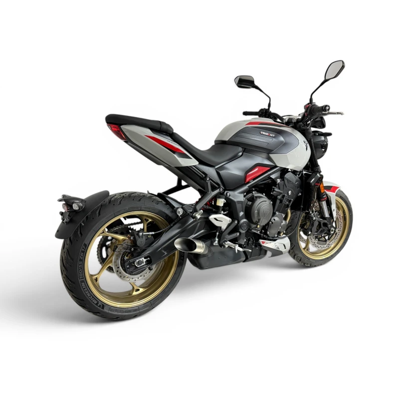 SPEEDPRO MGP-S1R Shorty Slash an der Triumph Trident 800